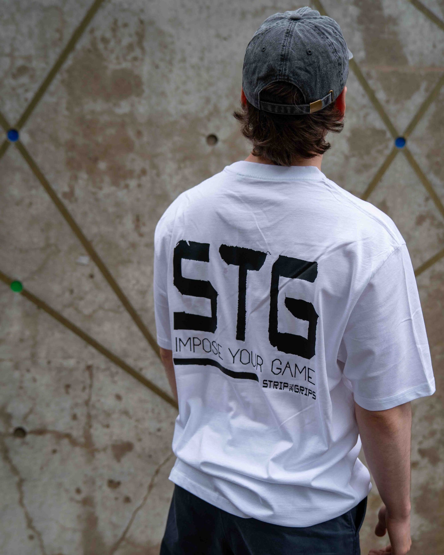 STG TEE